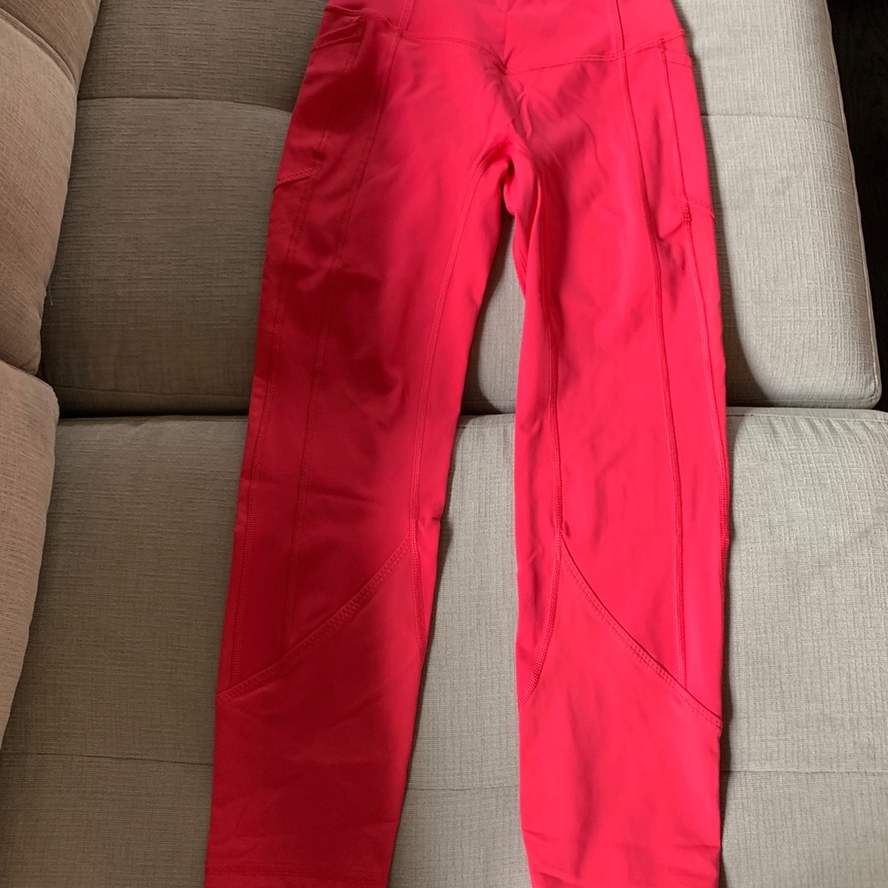 Lululemon all the right places crop II